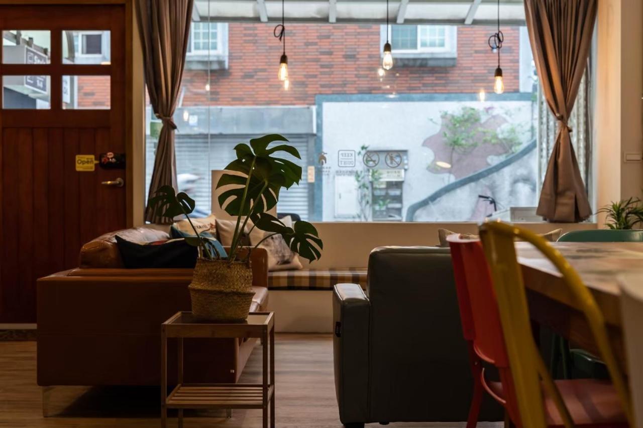 Cozy House Hostel Хуалиен Сити Екстериор снимка